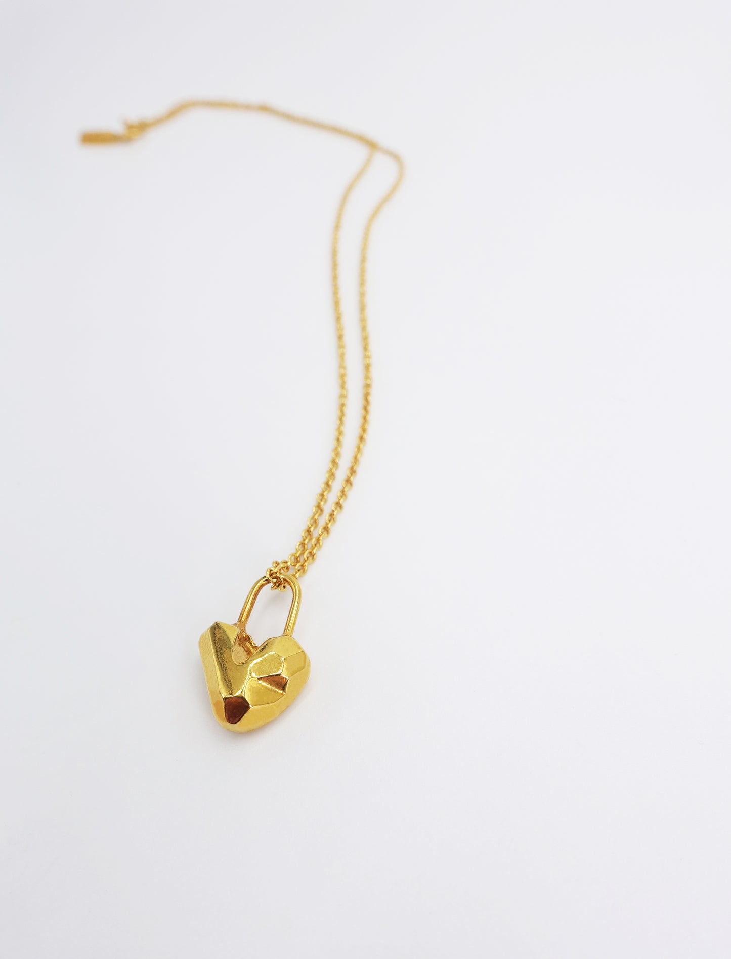 H0028 Gold