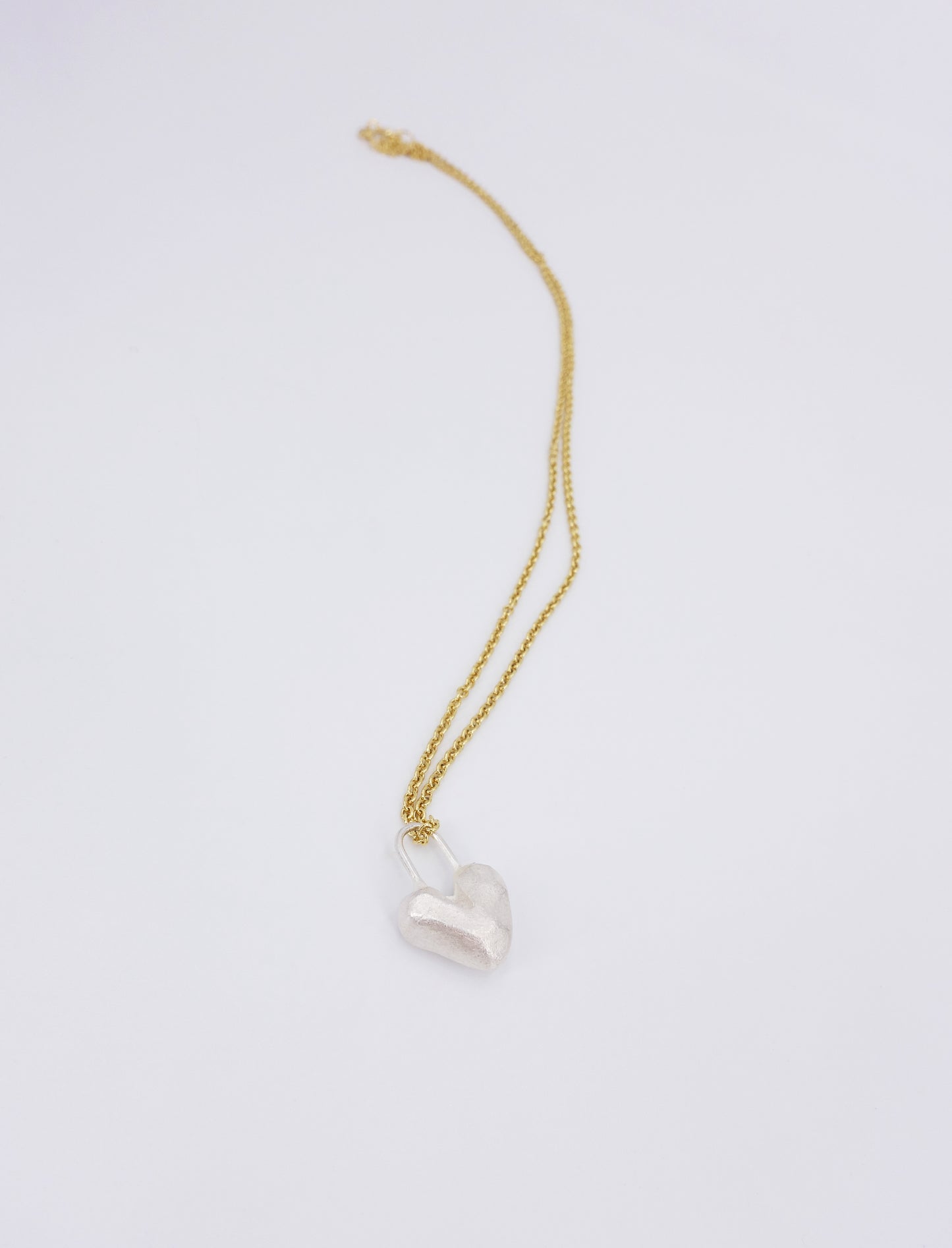 H0028 gold