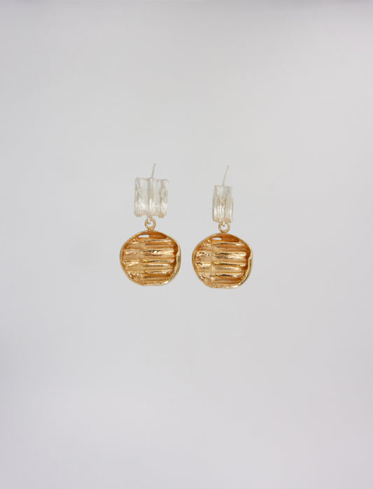 Ohrringe aus Wellpappe-Kollektion