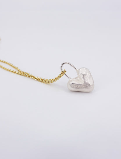 H0028 gold